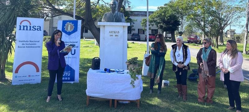 Autoridades  dando comienzo al evento