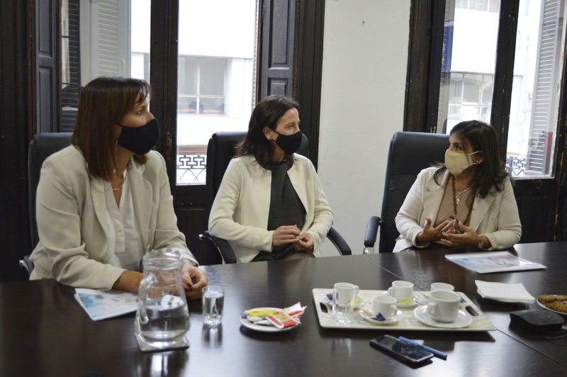 Magdalena Narbondo, Rosanna de Olivera, Sandra Etcheverry